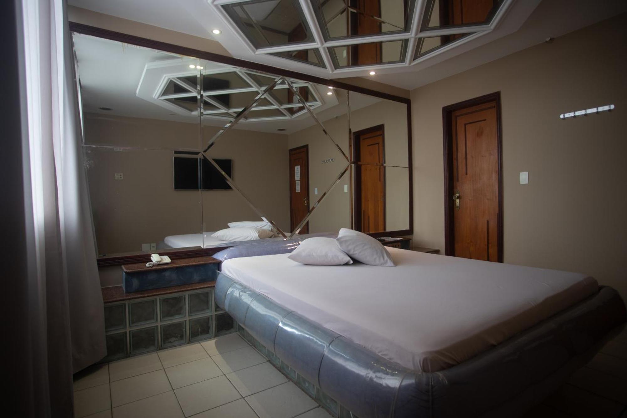 Motel Caricia (Adults Only) Rio de Janeiro Exterior photo