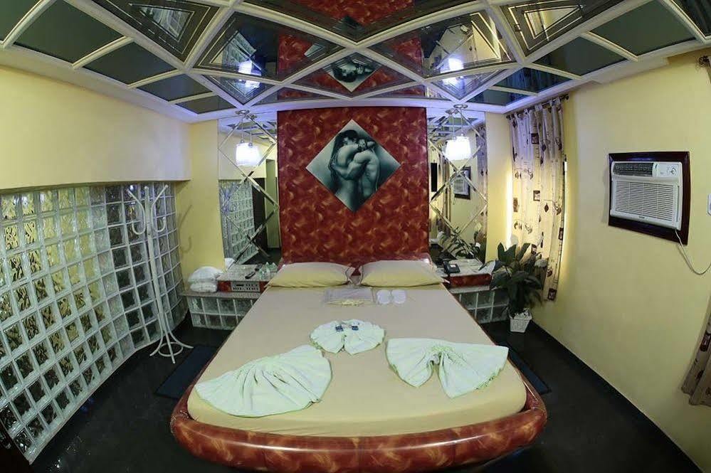 Motel Caricia (Adults Only) Rio de Janeiro Exterior photo