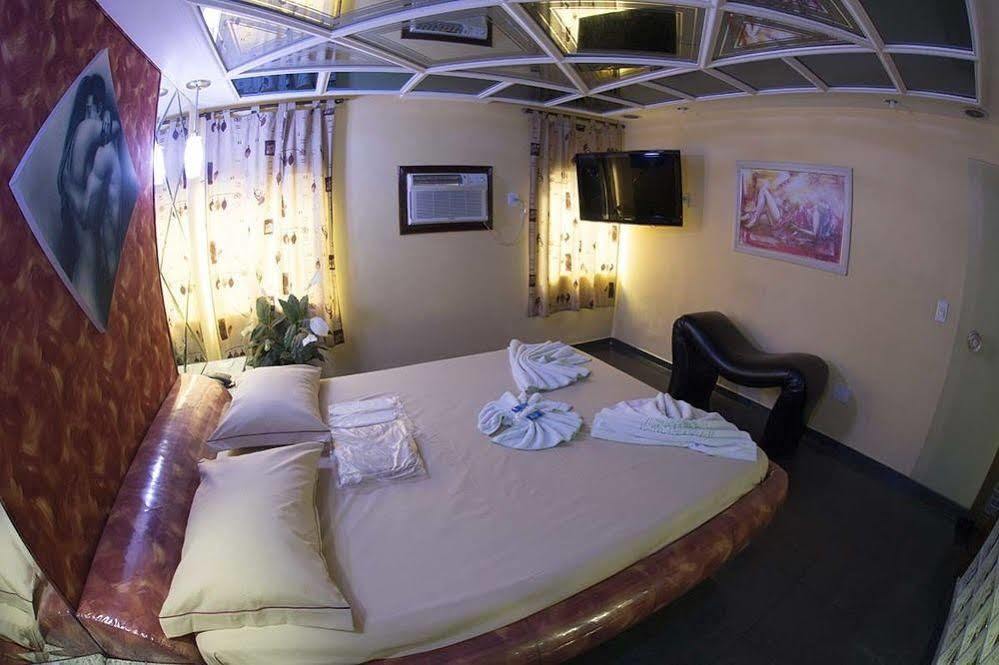 Motel Caricia (Adults Only) Rio de Janeiro Exterior photo